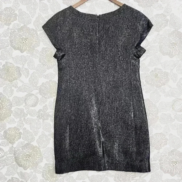 Excellent Theory Black Shimmer Mini Shift Dress Size 4 Scoop neck Cap Sleeve - Picture 2 of 9